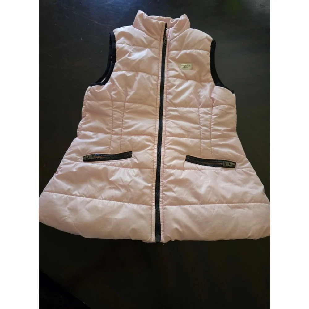 Girls Gorpcore Calvin Klein Jeans Pastel Pink Puffer Vest S6 with Black Trim